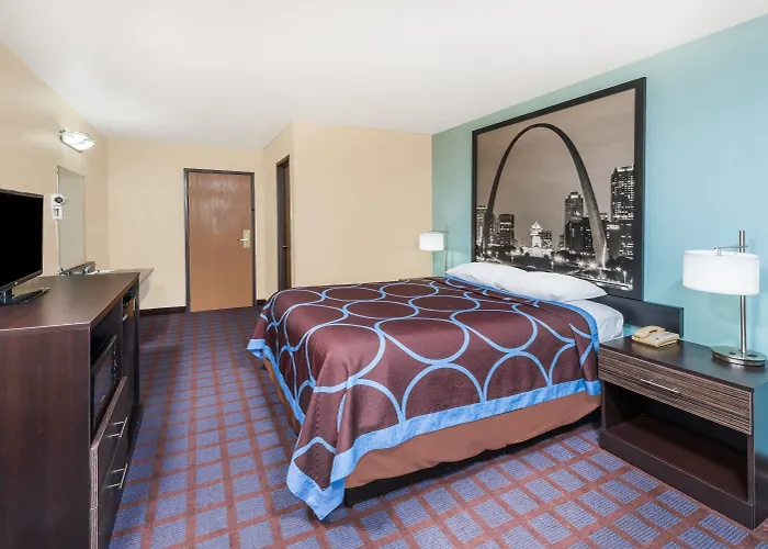 Hotel Super 8 By Wyndham 2*